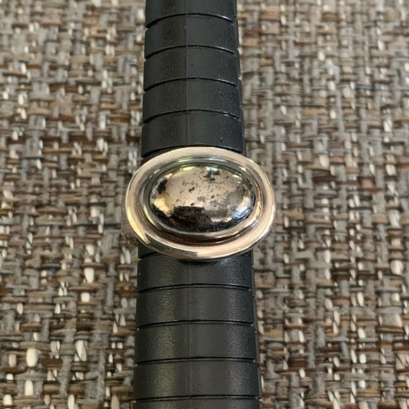 ✨Host Pick✨ Sterling Silver pyrite ring sz 6 - Picture 1 of 3